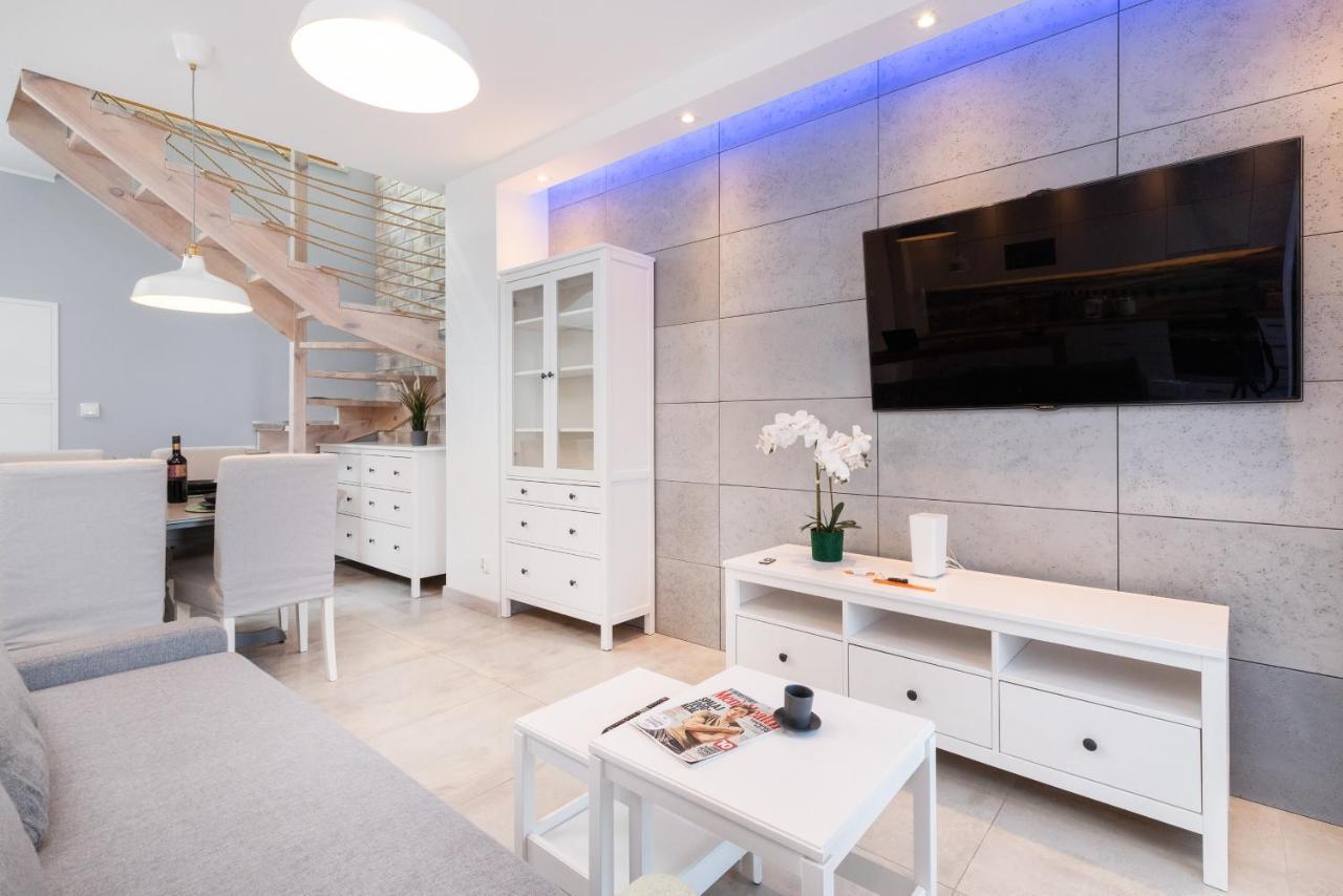 Batorego 7 By Renters Apartment Gdynia