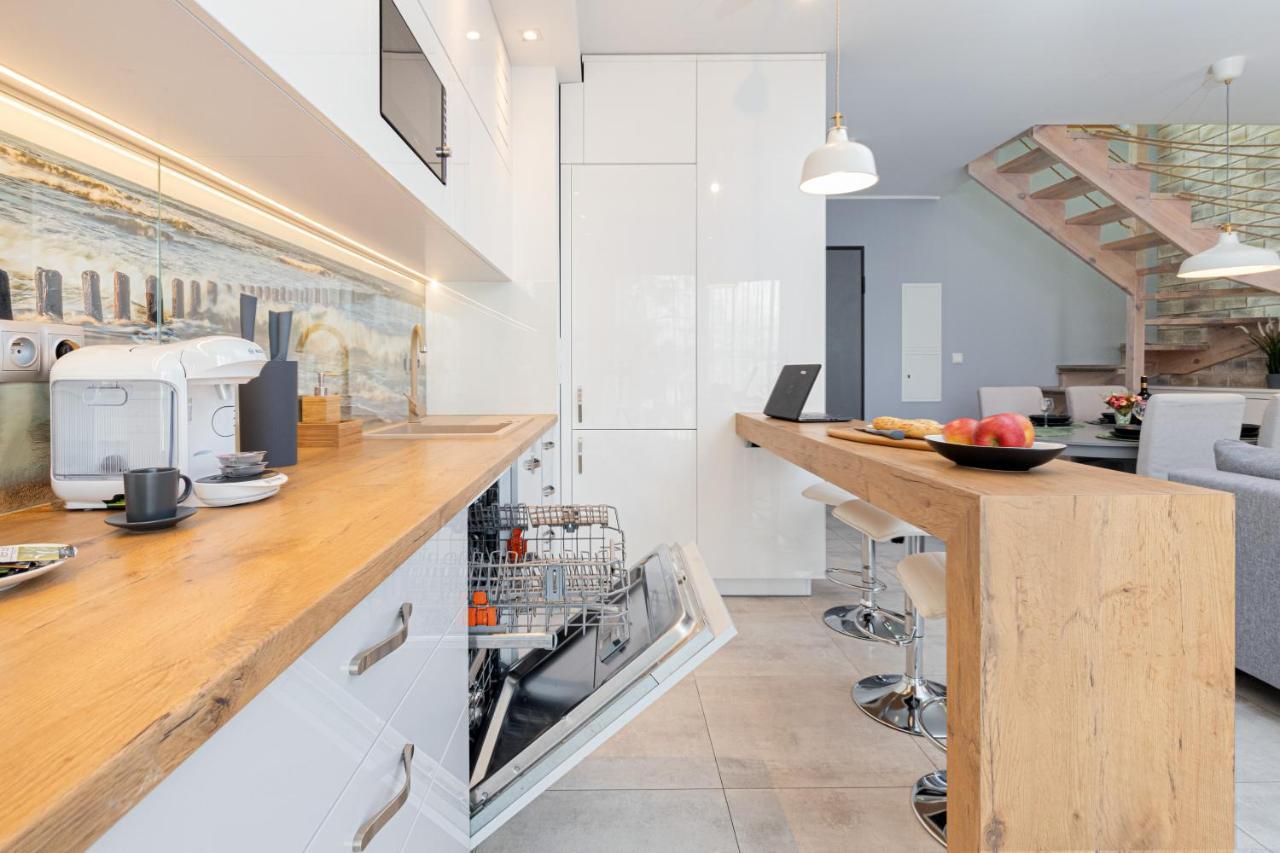 Batorego 7 By Renters Apartment Gdynia